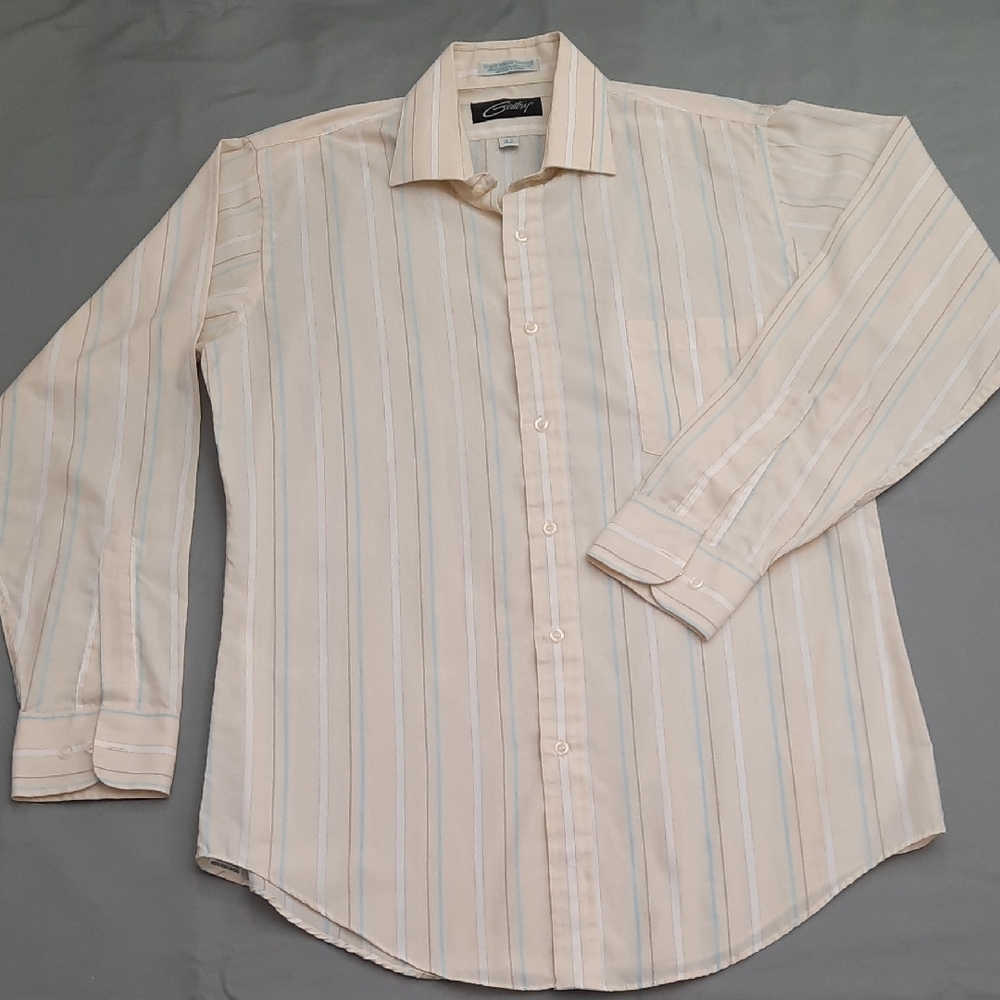 Gentry Cream Dress Shirt with Classic Tailoring - Men's Size 15.5